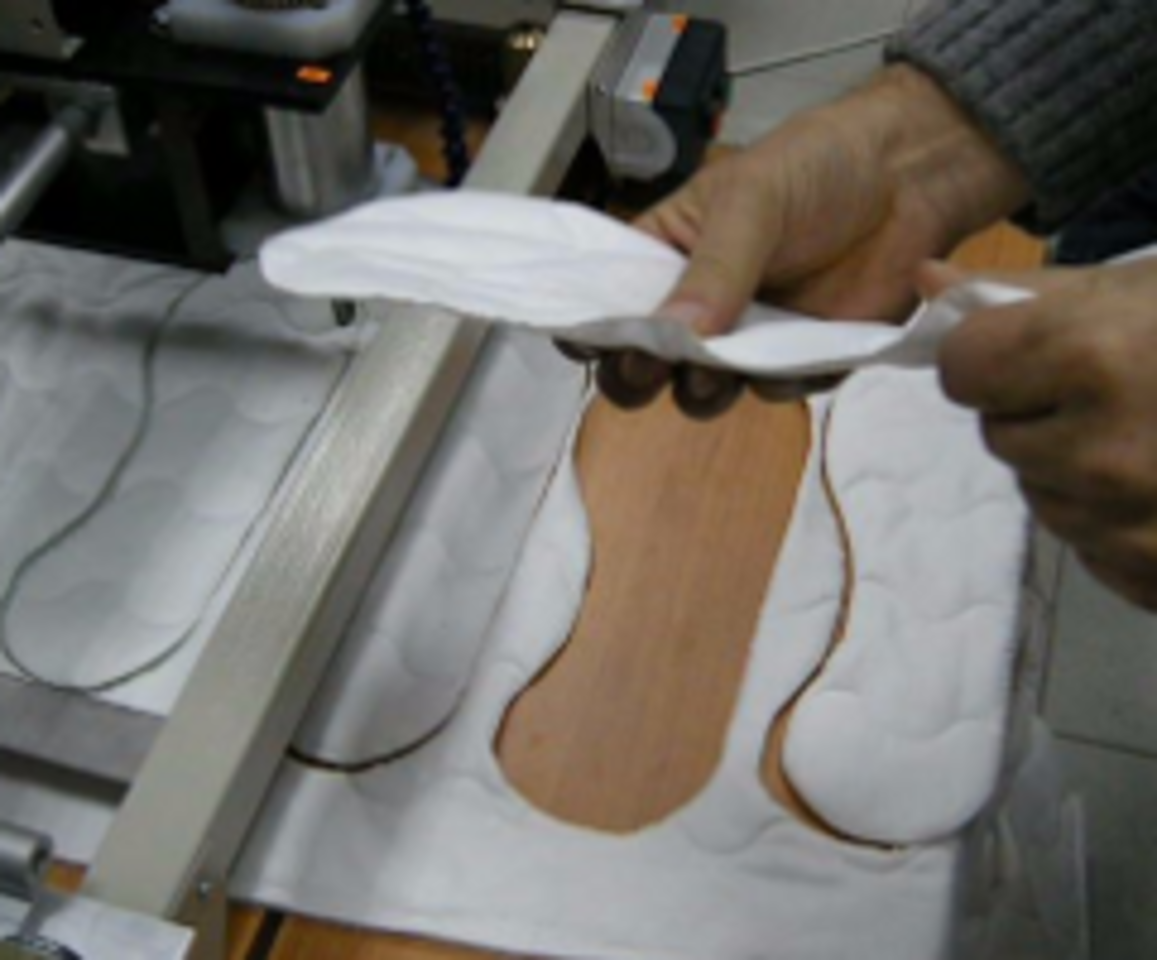 Ултразвуково рязане на тъкан и нетъкан текстил